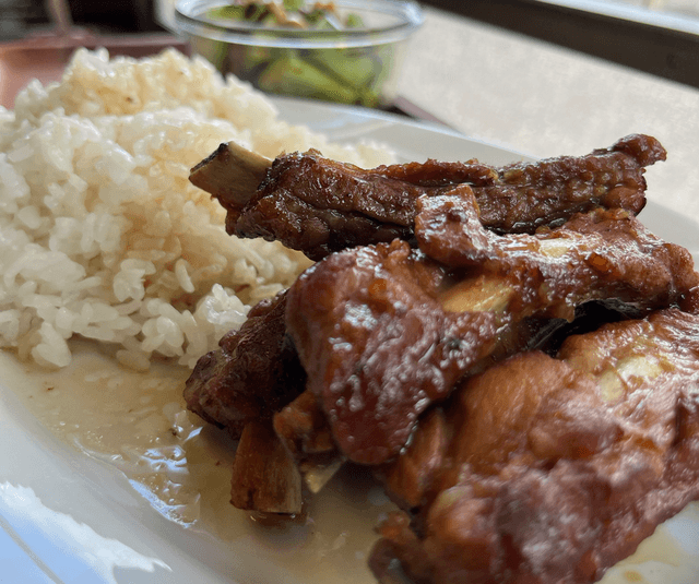 Pork rib with rice and salad 